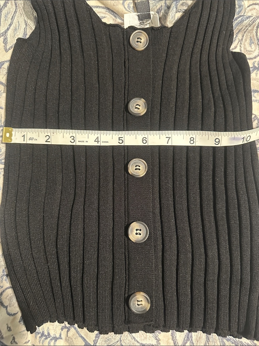 Black Ribbed Button-Front Knit Tank - Picture 3 of 4